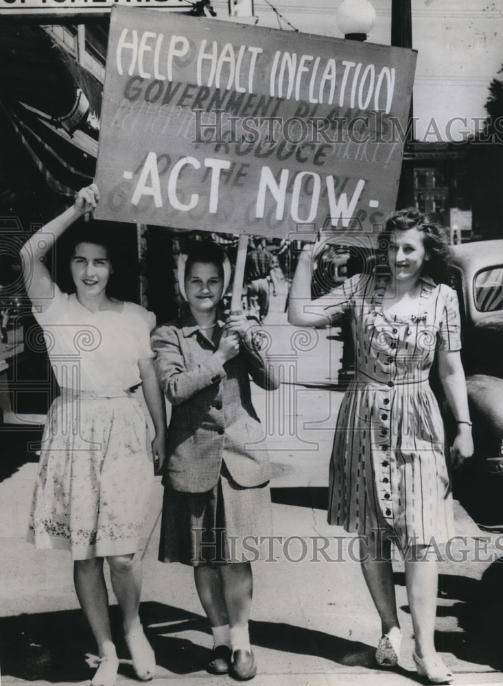 1946 Press Photo Wausau Wis unidentified members of local United Electrical