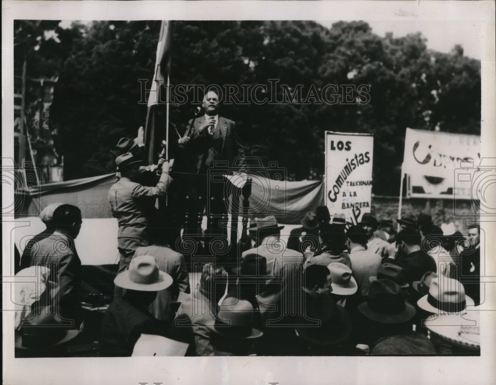 1939 Press Photo General Francisco Coss addressed anti government rally