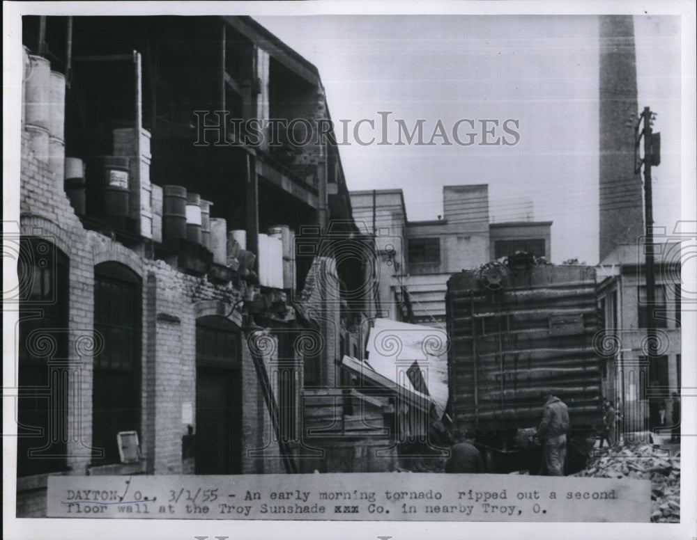 1955 Press Photo An early morning tornado ripped out a second floor wall at the