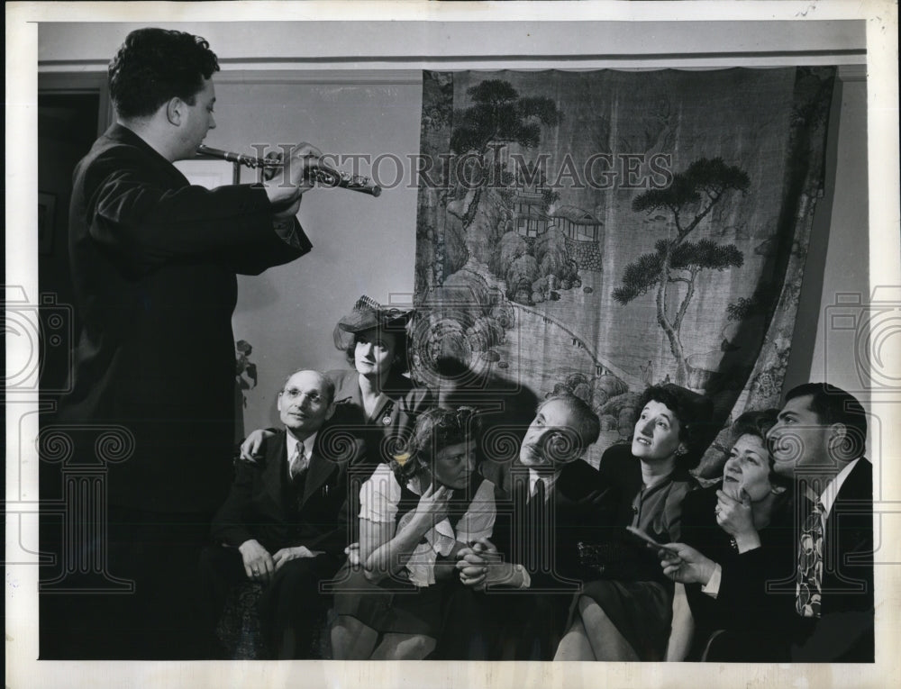 1944 Press Photo Raymond Osterovsky, futist's tests