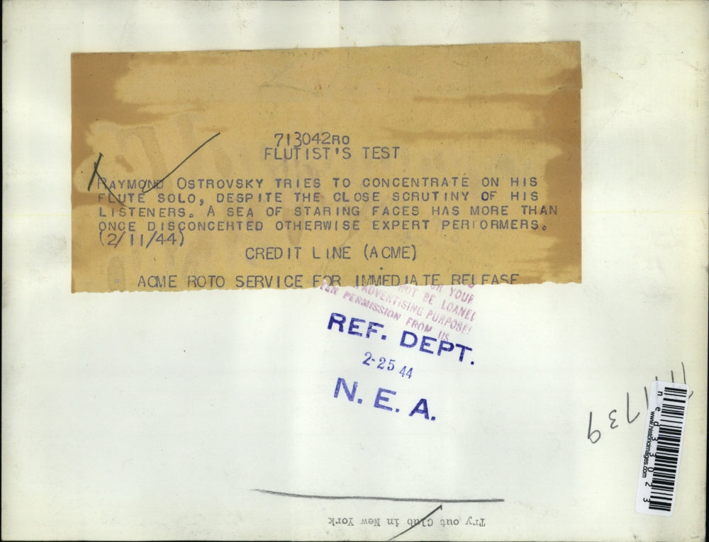 1944 Press Photo Raymond Osterovsky, futist's tests