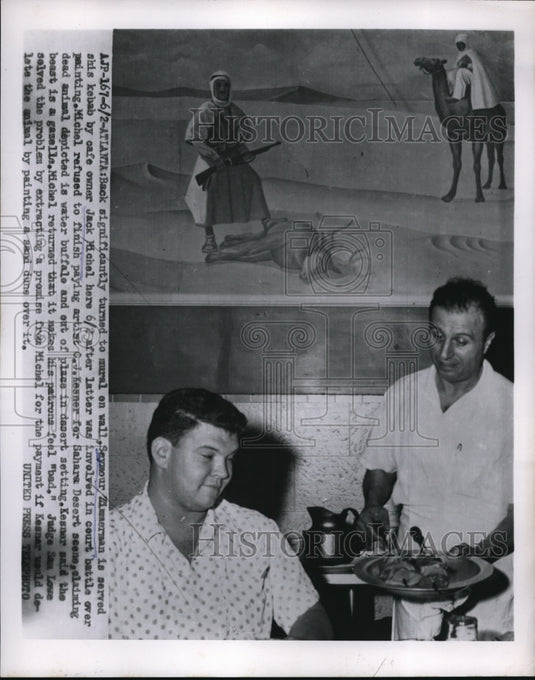 1954 Press Photo Seymour Zimmerman served shis kebabs by cafe owner Jack Michel