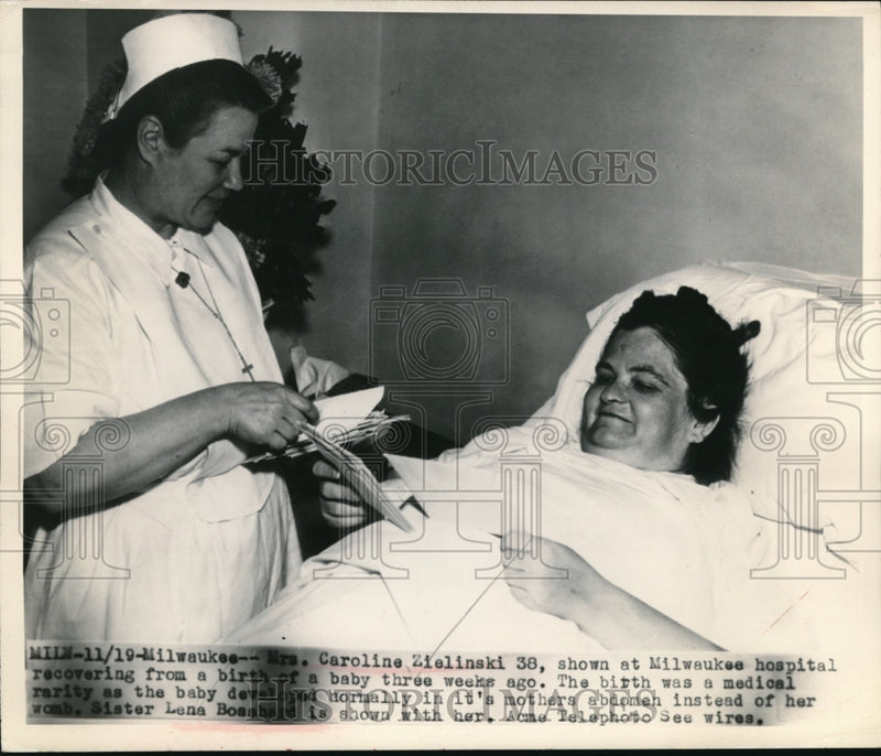 Load image into Gallery viewer, 1948 Press Photo Mrs. Caroline Zielinski Recovers From A Birth
