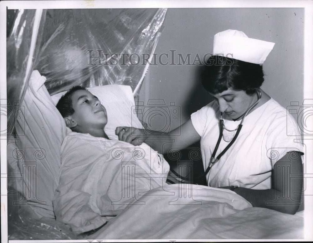 1958 Press Photo Jimmy Prindle with Jean Ricardi after rare heart operation