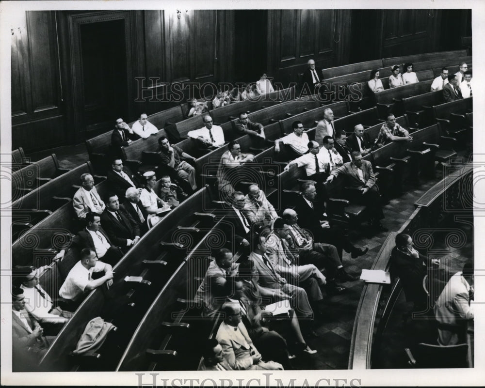 1958 Press Photo Hearing on curfew law for drive in at City Hall