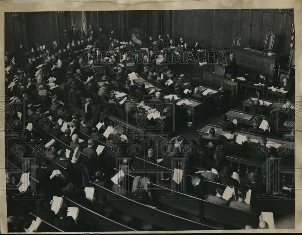 1938 Press Photo Burton Relie Committee at Council of Chamber - ned33653