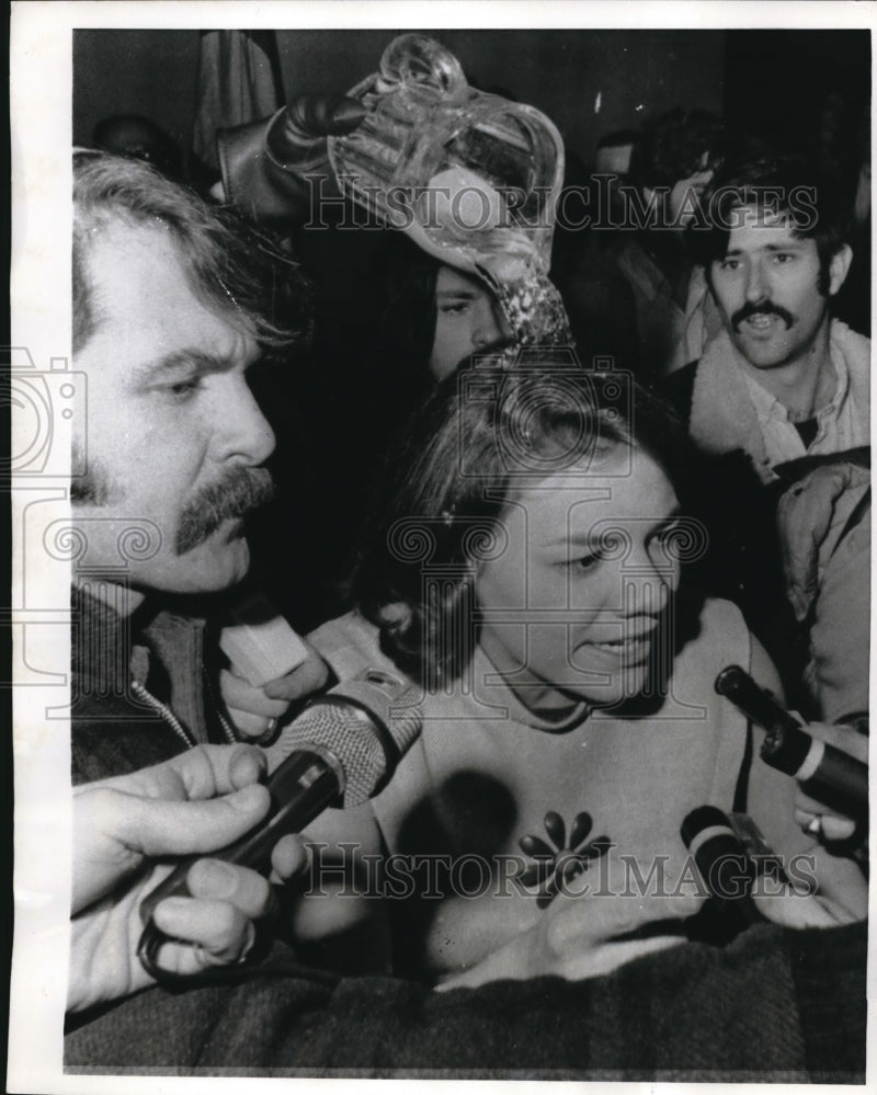 Load image into Gallery viewer, 1969 Press Photo University of Colorado member pours water over Mary Kulera
