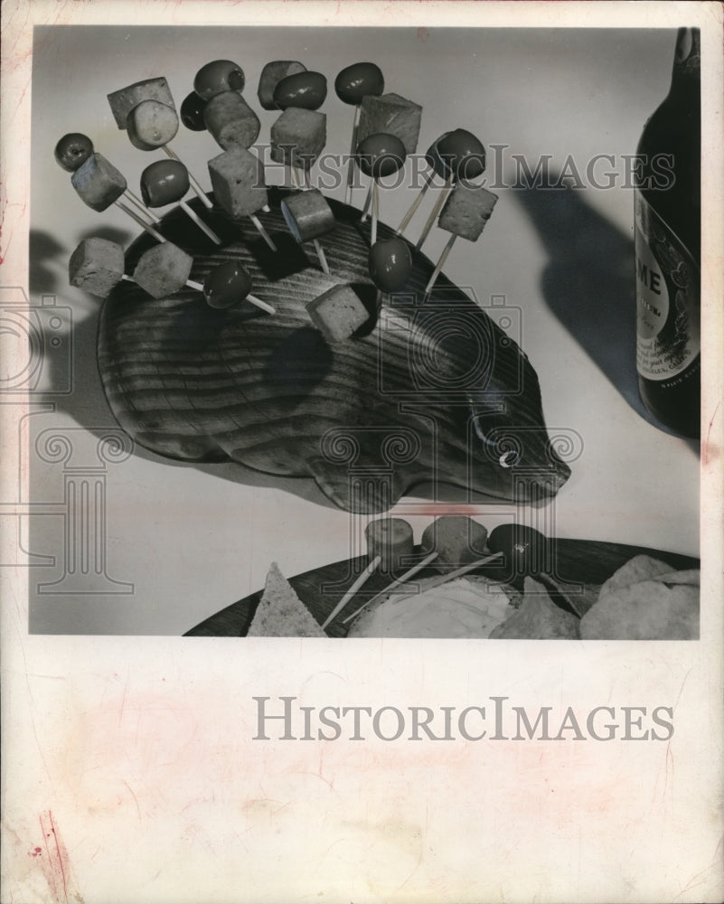 1957 Press Photo Wooden pig hors d'oevres holder