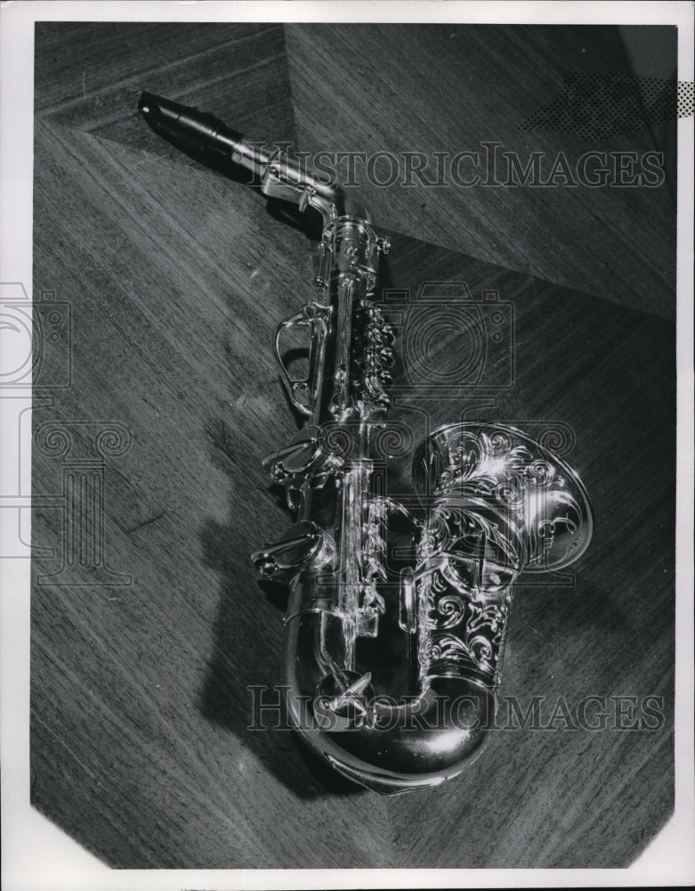 Load image into Gallery viewer, 1958 Press Photo Toy Saxophone of Highbee's Toys U.S Made

