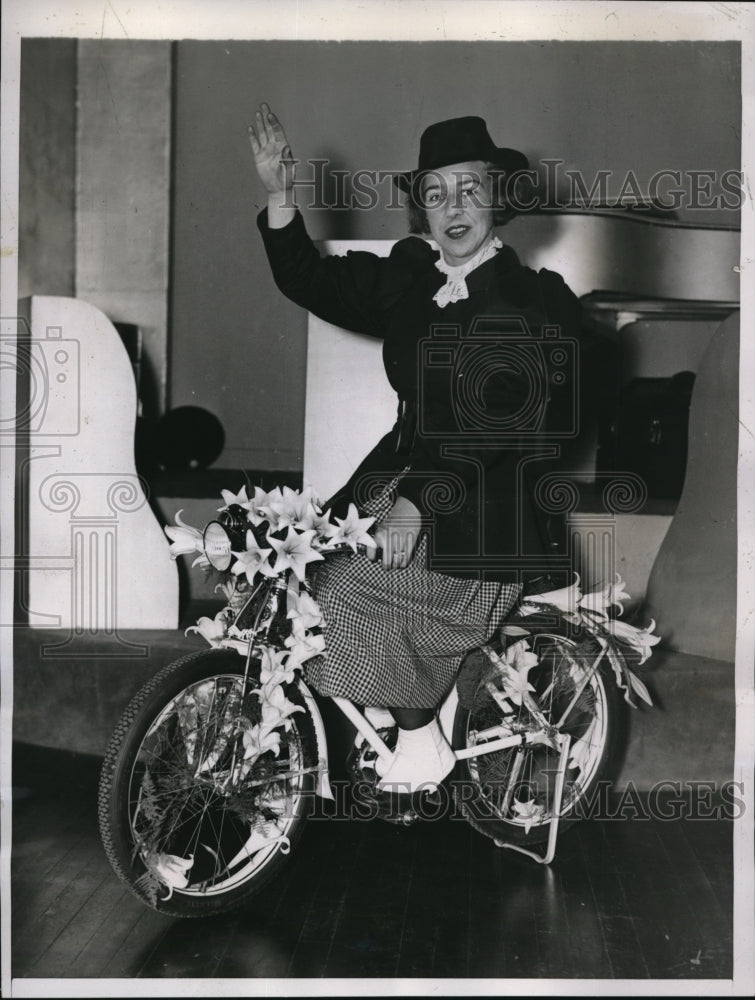 1935 Press Photo 35 persons mainly from younger set participated in a bicycle