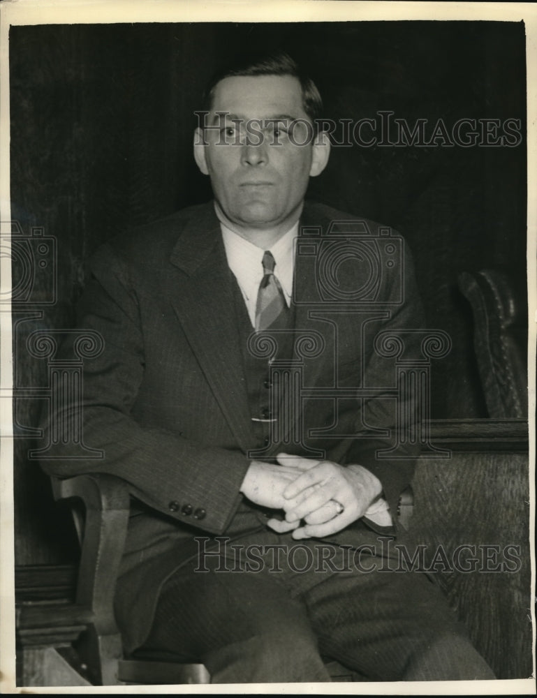 1926 Press Photo Irving Baker appeared in the witness stand in court