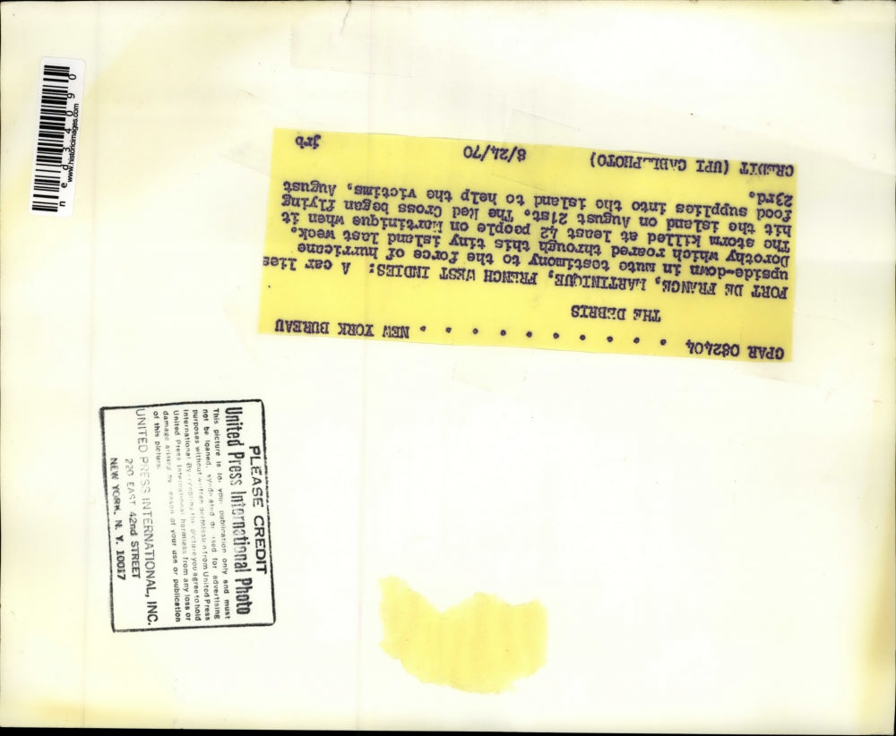 1970 Press Photo Fort De French Martinique, French West Indies a car lies