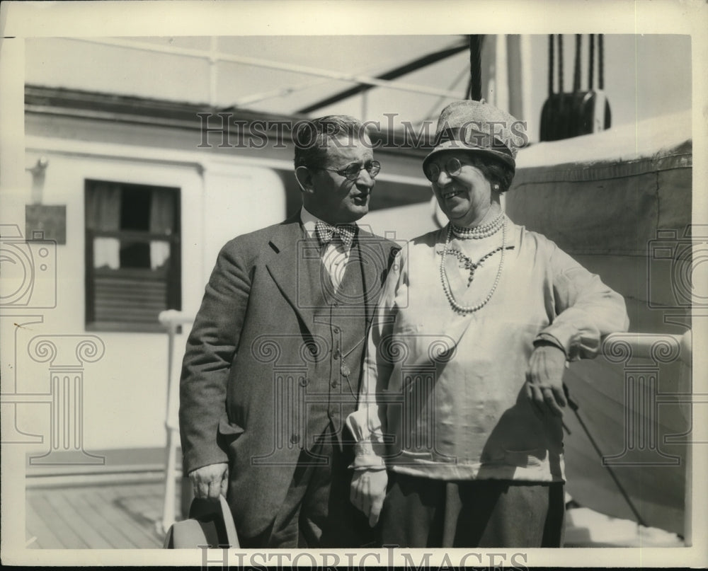 1929 Press Photo John Azzimente and his wife