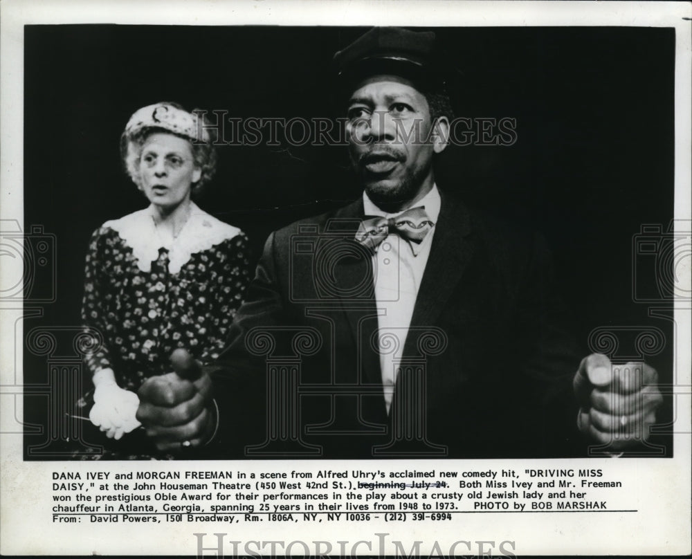 1987 Press Photo Dana Ivey &amp; Morgan Freeman in scene from &quot;Driving Miss Daisy&quot;- Historic Images