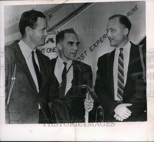 1963 Press Photo Dr. G. Roberts, Dr. W.E. Siri & Ddr. J.T. Loster to depart
