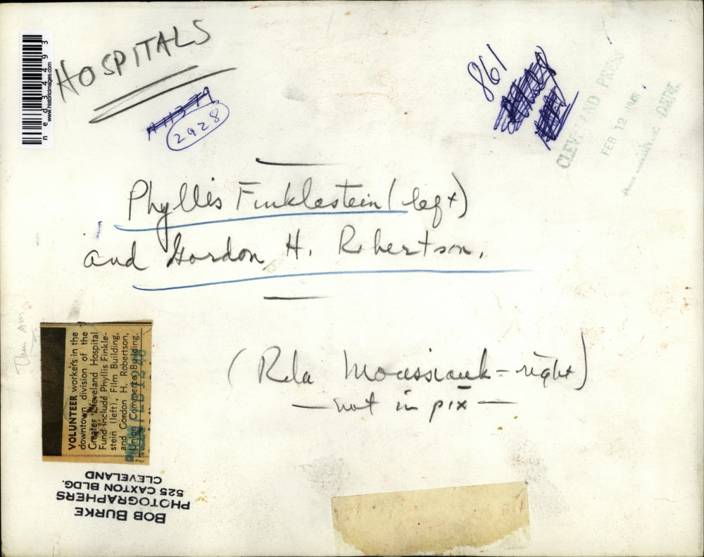 1948 Press Photo P. Finklestein, G.H. Robertson & R. Moussiauk in a hospital