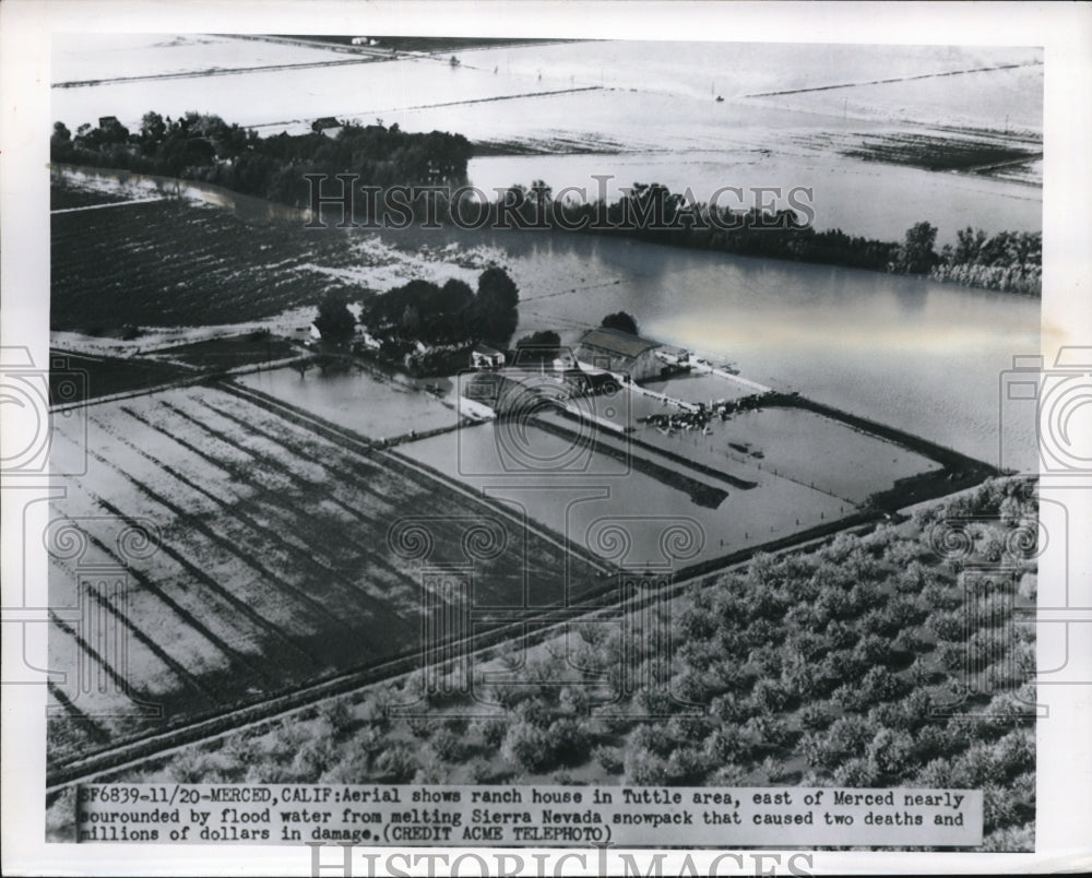 1950 Press Photo Flood Water covered the Tuttle Area at Merced California