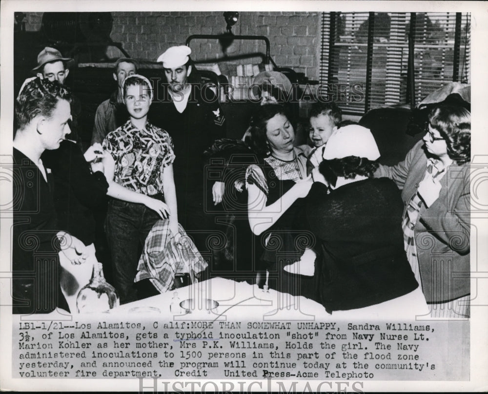 1952 Press Photo Sanda Williams receiving typhoid inoculation "shot"