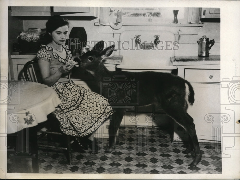 1931 Press Photo His home is in the foothills of Cascade Mountains near Seattle