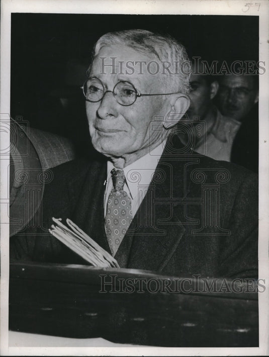 1945 Press Photo Philadelphia Pa tears of disgrace roll down the face of 78 year