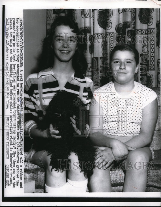 1956 Press Photo Chicago Roberta Ehrlich scared off a robber and 2 accomplices