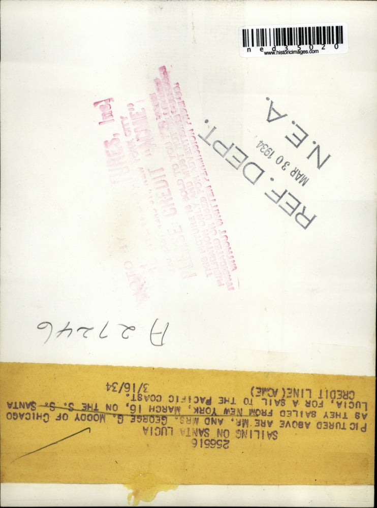 1934 Press Photo Mr. and Mrs. George Moody as they sailed from New York.