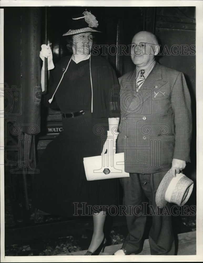 1939 Press Photo Col. and Mrs William H Evans arrived back in Los Angeles last