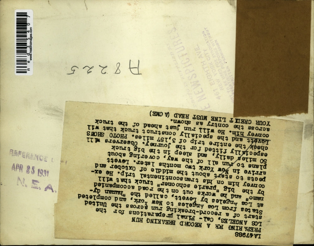 1931 Press Photo Lovett and specially construct truck during run