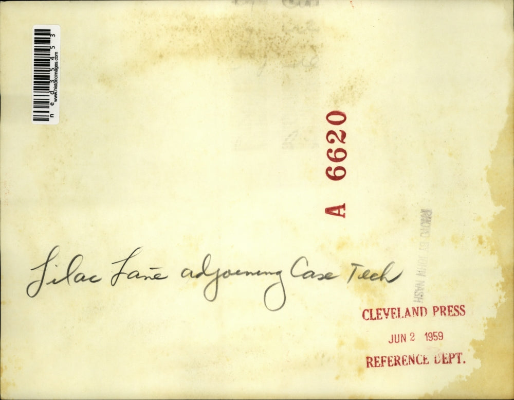 1959 Press Photo Men working at Lilac Lane adjoining Case Tech - ned35453