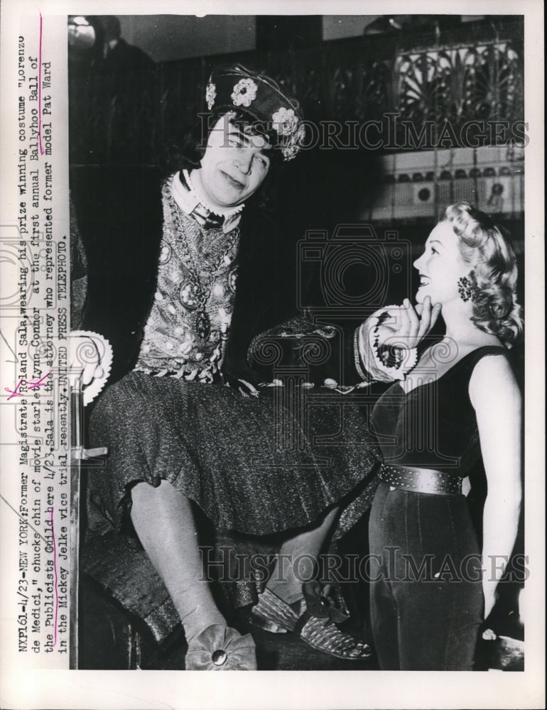 Load image into Gallery viewer, 1953 Press Photo Magistrate Roland Sala and Lynn Conor at Ballyhoo Ball

