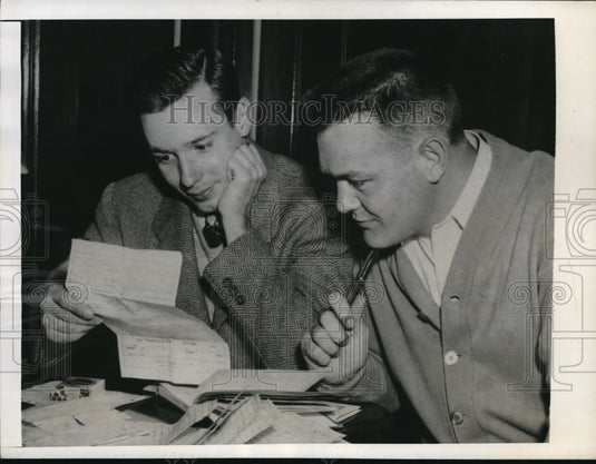 1948 Press Photo Charles Honhold And Robert Eaton Asks For Title To The Moon