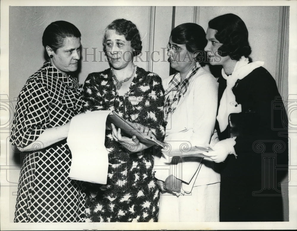 1933 Press Photo Members of Zonta International at the Palmer House