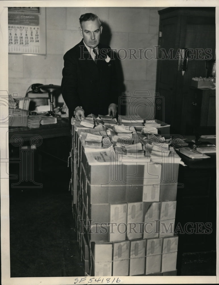 1949 Press Photo San Francisco over 50,000 motorist have been going blithely