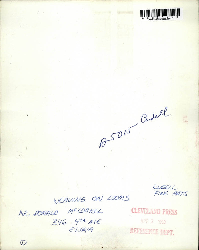 1968 Press Photo Mr Donald McCorkel weaving on looms