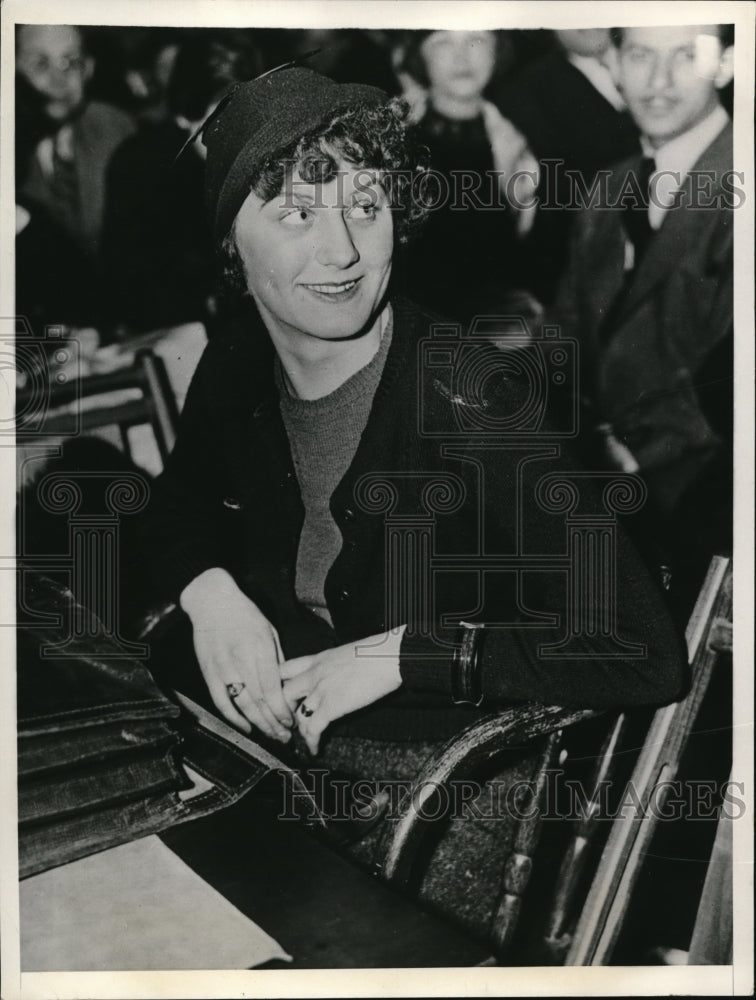 1935 Press Photo Dorothy Fixcher, secretary to defense attorney Edward J Reilly- Historic Images