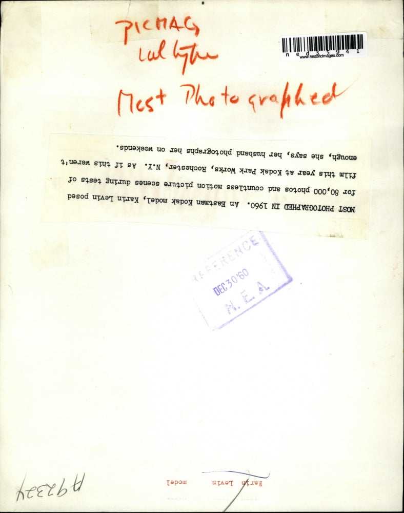 1969 Press Photo An Eastern Kodak model Karin Levin posed for 80,000 photos and