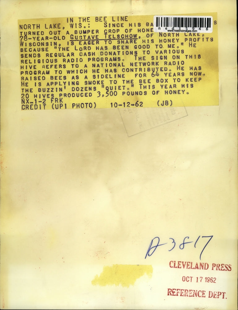 1962 Press Photo 78 year old Gustave Telschow of Norh Lake is eager to share his