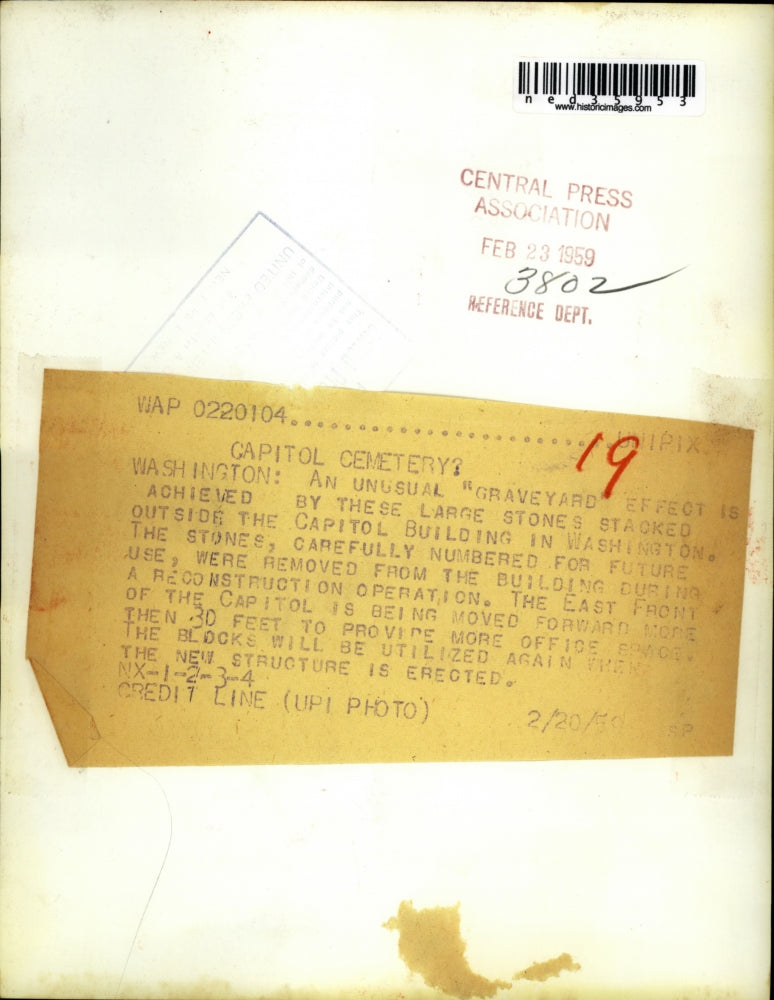 Load image into Gallery viewer, 1959 Press Photo Washington an unusual graveyard effect is achieved by these
