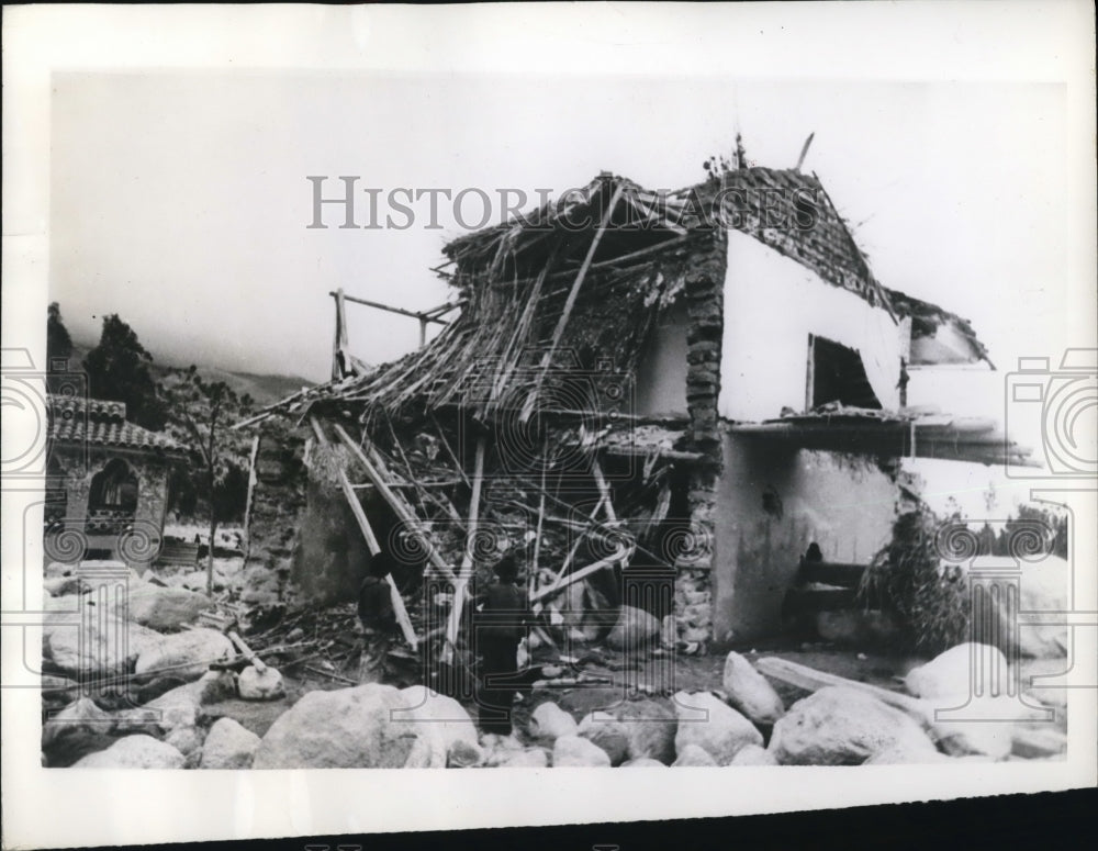 1941 Press Photo Huarez Peru  the National womens secondary school is shown - Historic Images