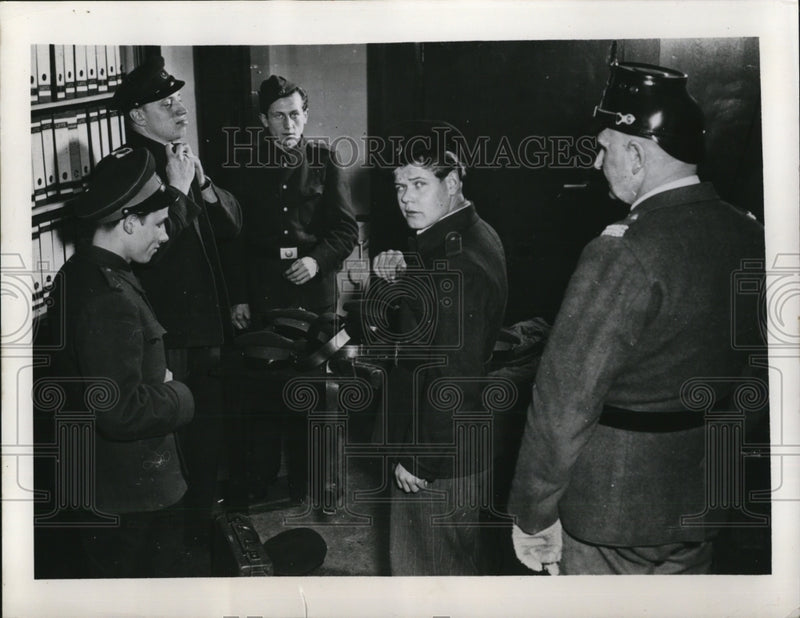 Load image into Gallery viewer, 1953 Press Photo West Berlin Germany A west German policeman watches at right as
