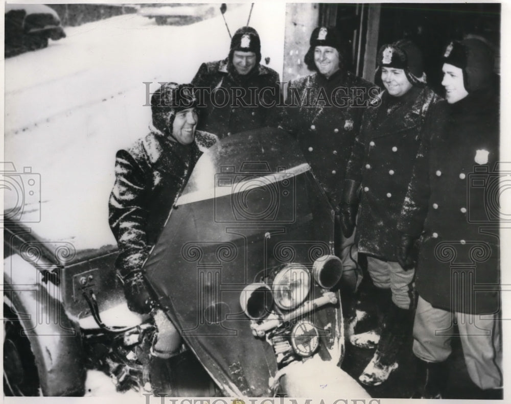 1959 Press Photo South Bend Ind Mayor Edward Voorde declared a state of