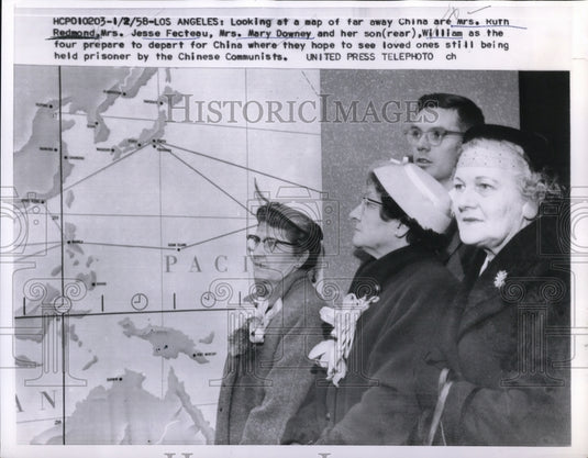 1958 Press Photo Families Wait To Visit Loved Ones Held Prisoner By Chinese