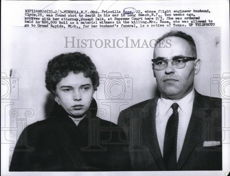 Load image into Gallery viewer, 1958 Press Photo Priscilla Rose At Supreme Court For Case Of Husband's Shooting
