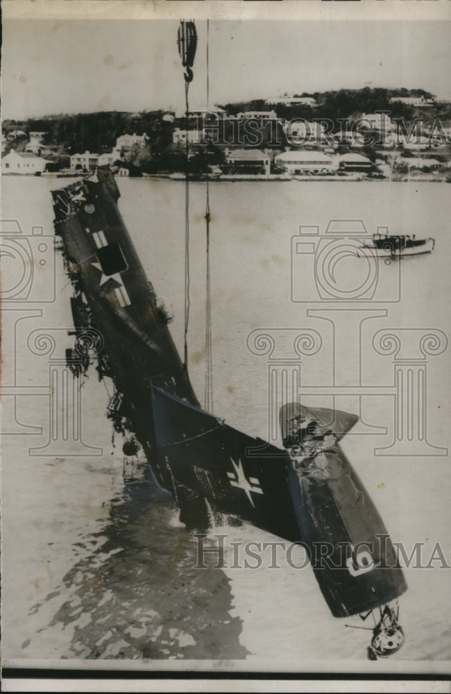1953 Press Photo A Salvaged section US Navy Amphibian P2V5 Patrol Plane