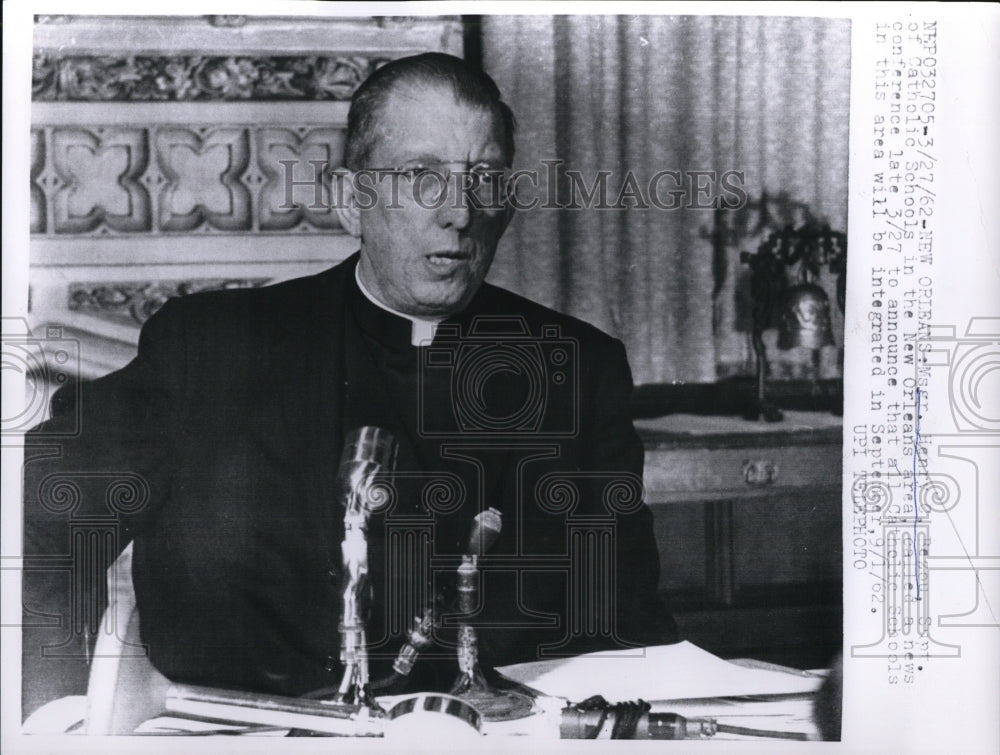 1962 Press Photo Msgr. Henry Bezon called a news conference - ned36339