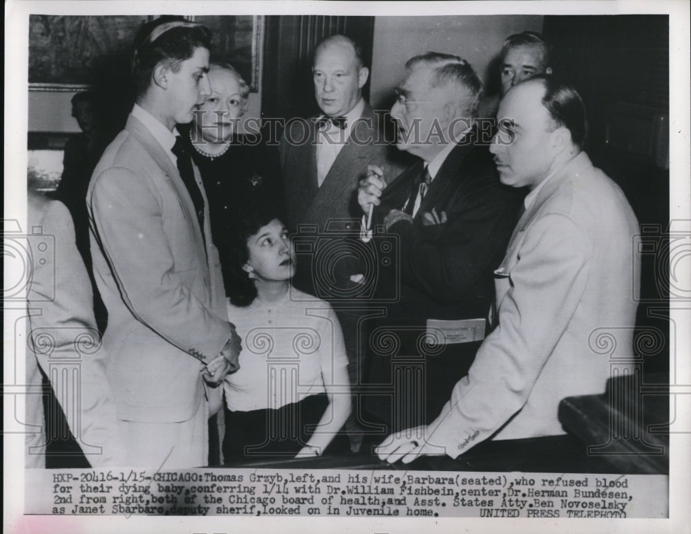 1954 Press Photo Thomas Grzyb (left) with his wife Barbara