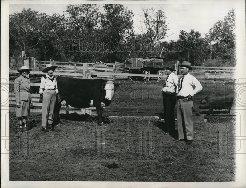 Load image into Gallery viewer, 1946 Press Photo
