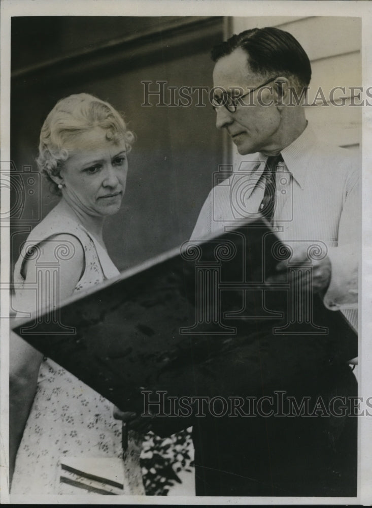 Load image into Gallery viewer, 1934 Press Photo Pencil Sketch Washington DC Roosevelt Rhodes Art White Collar
