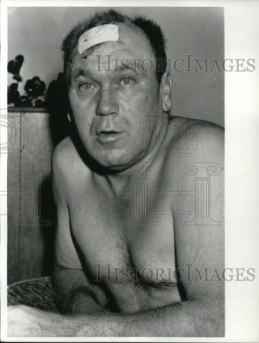 1963 Press Photo Matt Rauhala Appears Dazed After Going Thru Plywood
