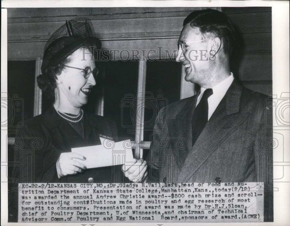 1950 Press Photo Kansas Missouri Dr. Glaydes E. Vail Food Nutrition Kansas Award